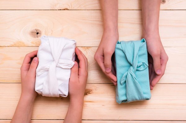 Quels sont les avantages des tissus unis by Domotex ?